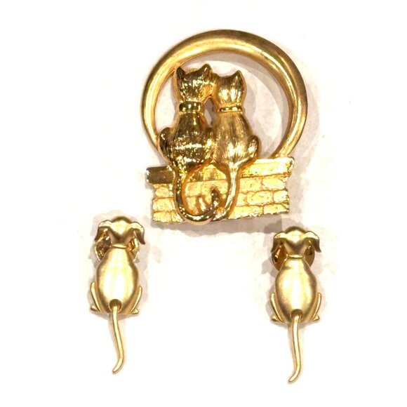 JJ JONETTE Jewelry - JJ JONETTE Pin Brooch Gold Cat Kitten Lovebirds Moon DOGS ARTICULATE TAIL LOT 3